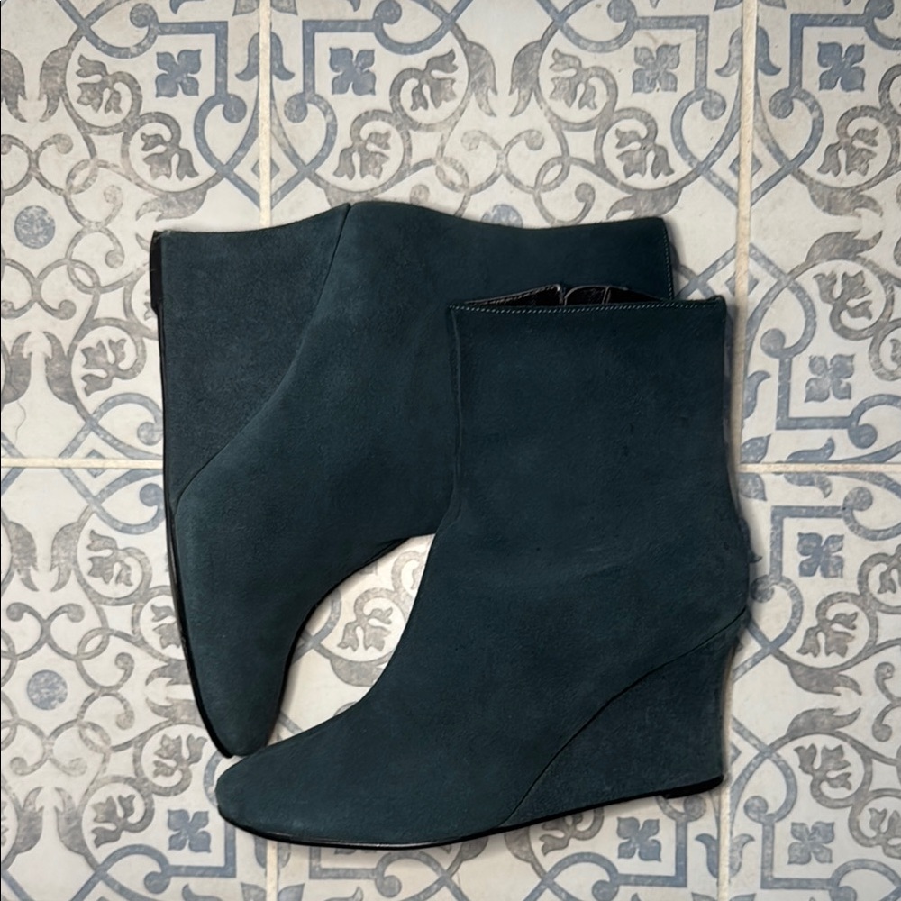 Newport News Teal Women's Wedge Boots